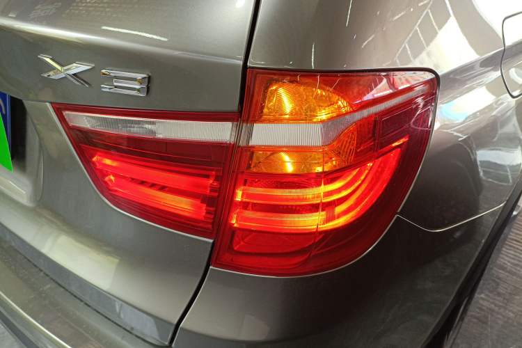 Used BMW X3 2014 xDrive20i X Design Package Right Rear Taillight