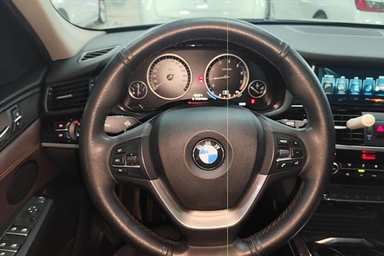 Used BMW X3 2014 xDrive20i X Design Package Steering Wheel
