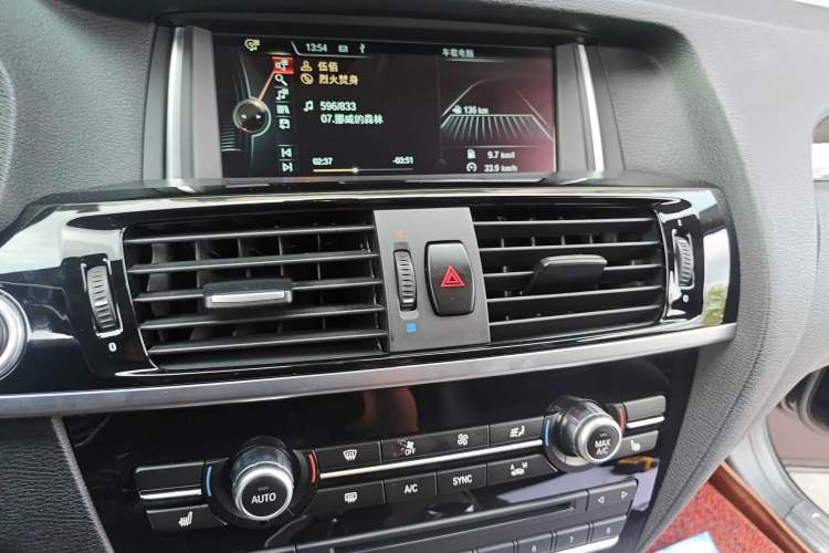 Used BMW X3 2014 xDrive20i X Design Package Audio And AC Panel