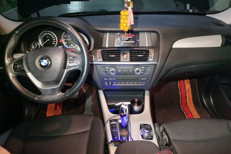 Used BMW X3 2014 xDrive20i Leading Model Center Console