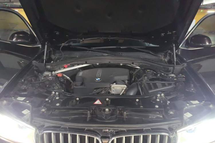 Used BMW X3 2014 xDrive20i X Design Package Engine Bay