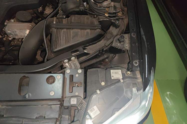 Used BMW X3 2014 xDrive20i X Design Package Engine Bay Left