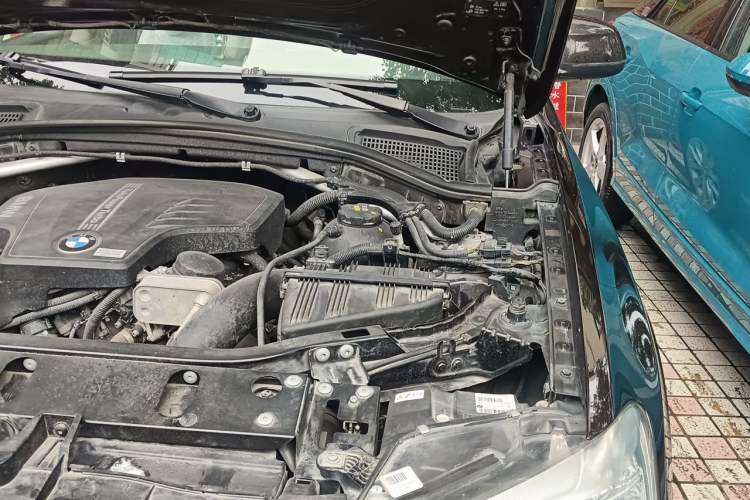 Used BMW X3 2014 xDrive20i X Design Package Engine Bay Left