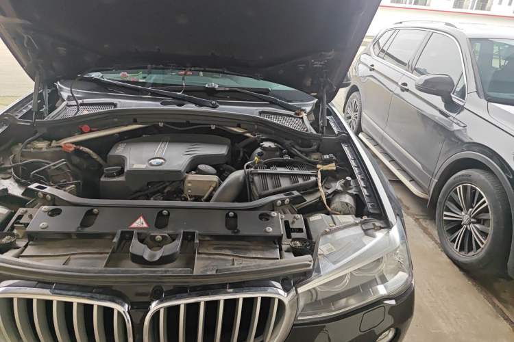 Used BMW X3 2014 xDrive20i X Design Package Engine Bay Left