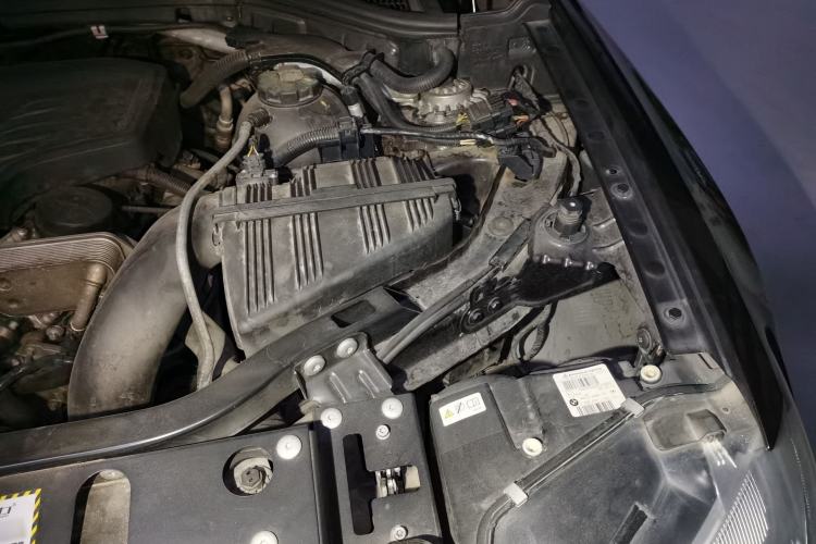 Used BMW X3 2014 xDrive20i Leading Model Engine Bay Left