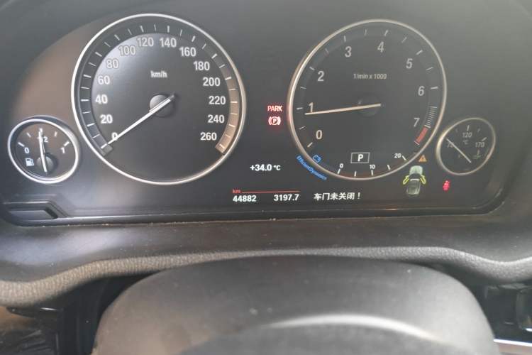 Used BMW X3 2014 xDrive20i X Design Package Odometer Close Up