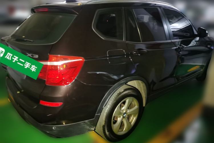 Used BMW X3 2014 xDrive20i Leading Model Rear Right 45 Deg