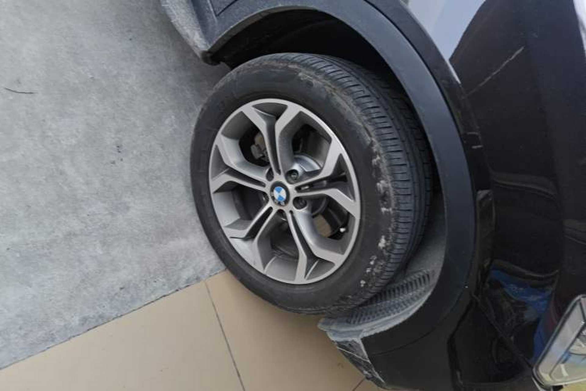 Used BMW X3 2014 xDrive20i X Design Package Right Front Wheel Hub