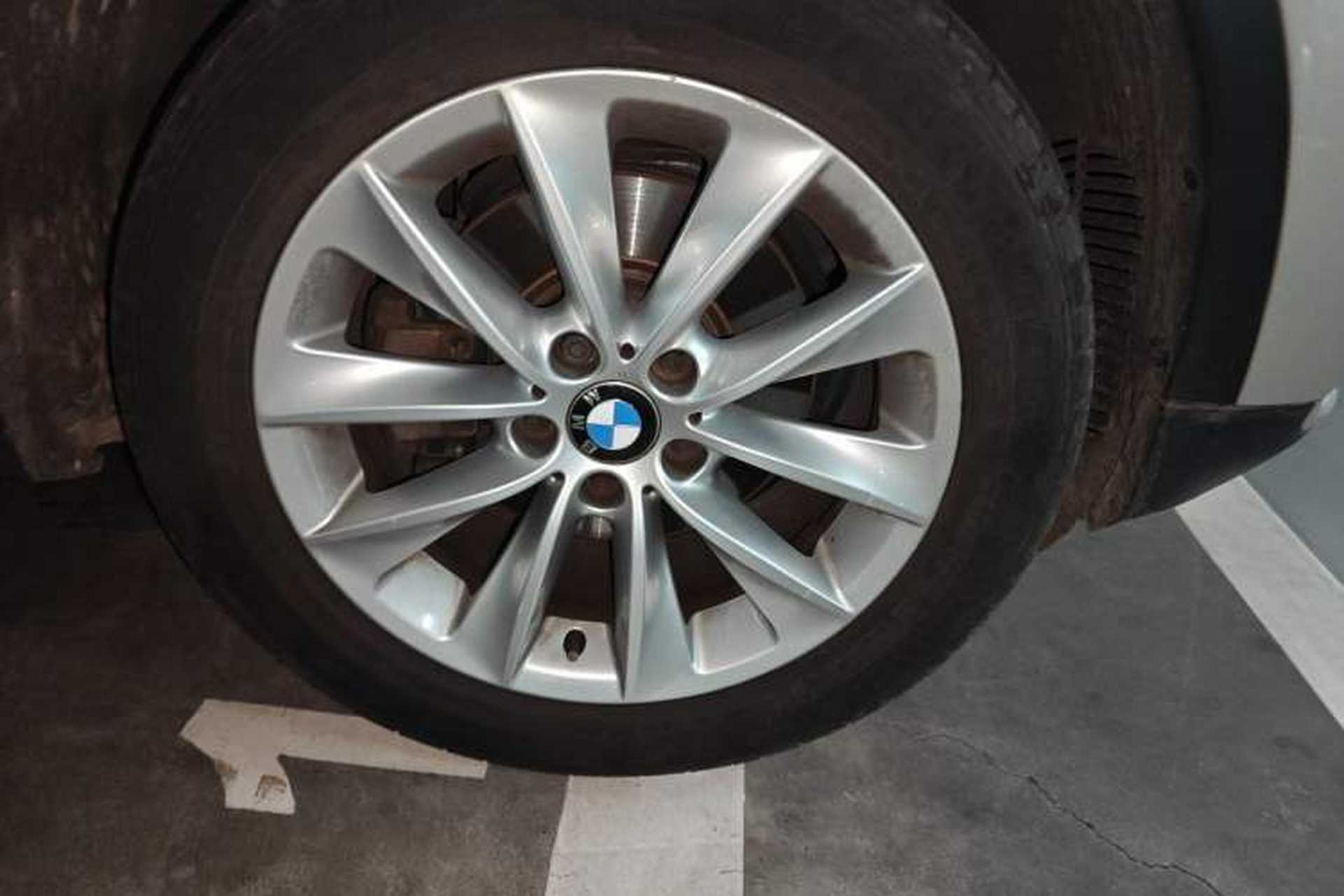 Used BMW X3 2014 xDrive20i X Design Package Right Front Wheel Hub