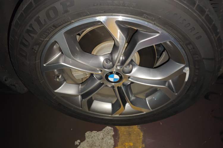 Used BMW X3 2014 xDrive20i X Design Package Right Front Wheel Hub