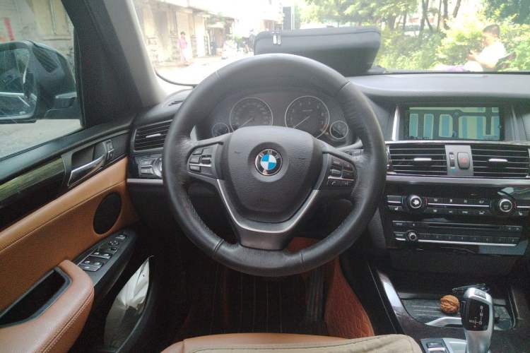Used BMW X3 2014 xDrive20i X Design Package Steering Wheel