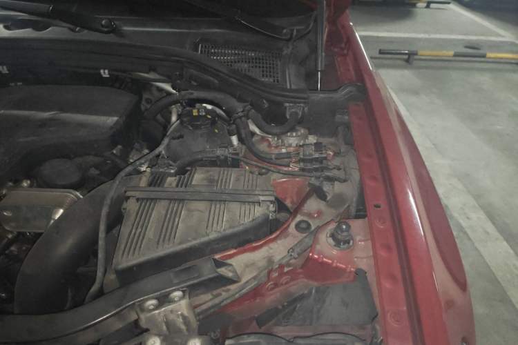 Used BMW X3 2014 xDrive20i X Design Package Engine Bay Left