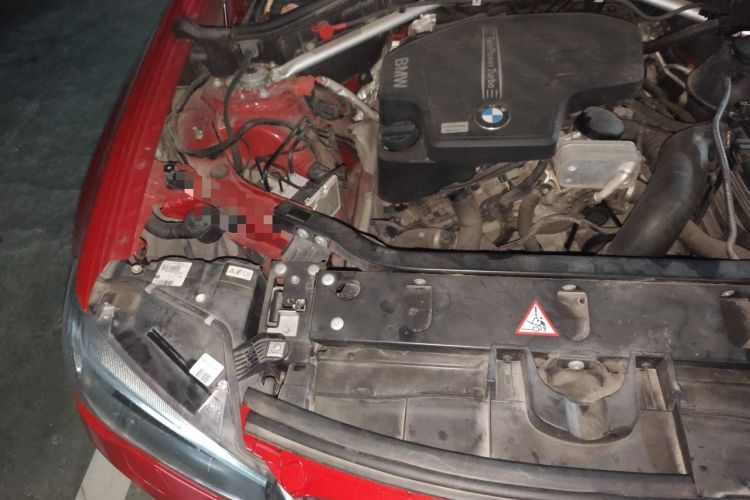 Used BMW X3 2014 xDrive20i X Design Package Engine Bay Right