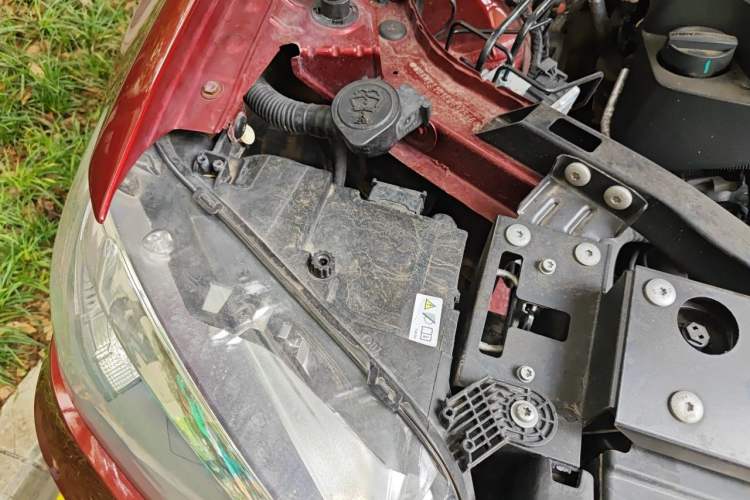 Used BMW X3 2014 xDrive20i X Design Package Engine Bay Right