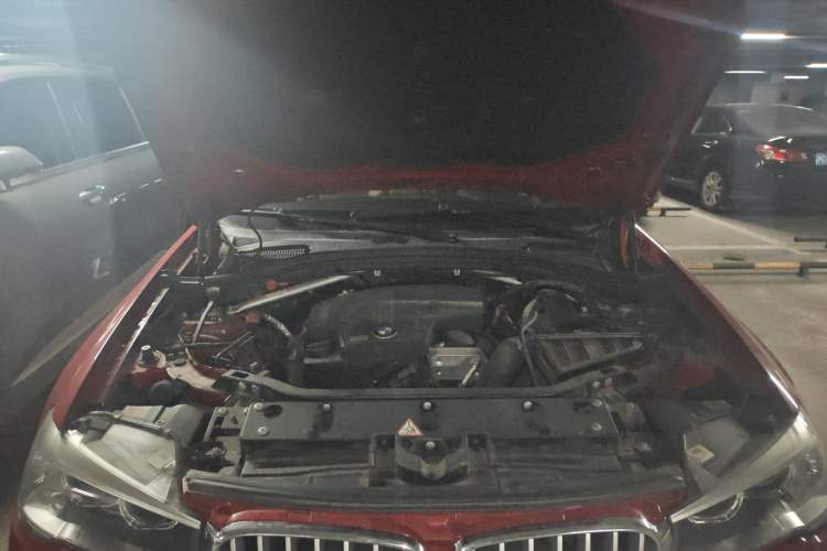 Used BMW X3 2014 xDrive20i X Design Package Engine Bay