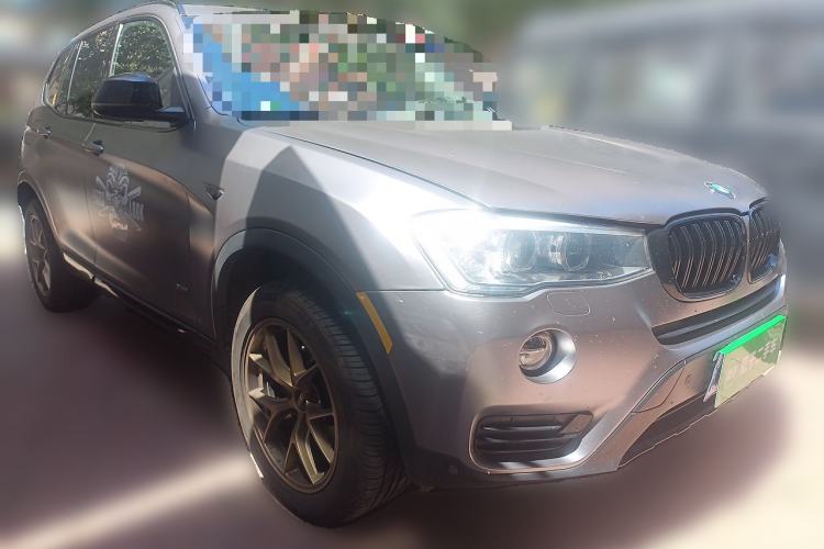 Used BMW X3 2014 xDrive20i Leading Model Front Right 45 Deg