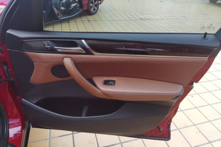 Used BMW X3 2014 xDrive20i X Design Package Interior 5