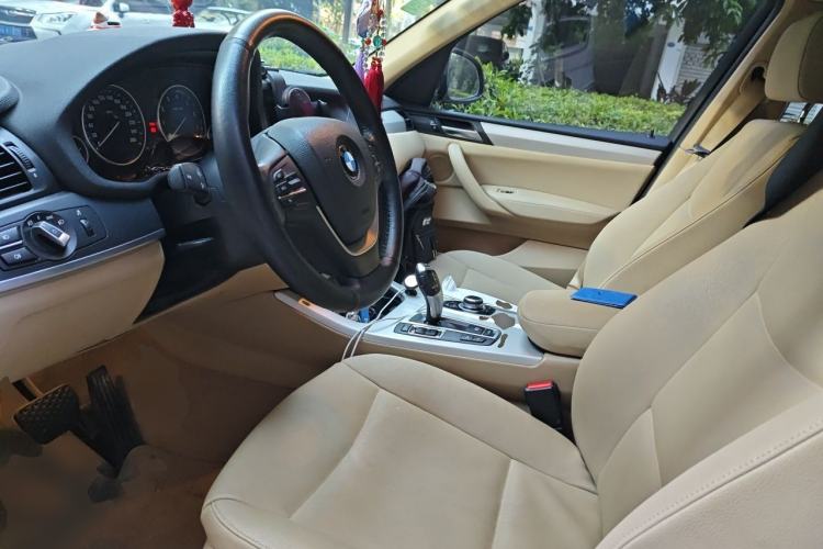 Used BMW X3 2014 xDrive20i Leading Model Left Front Seat