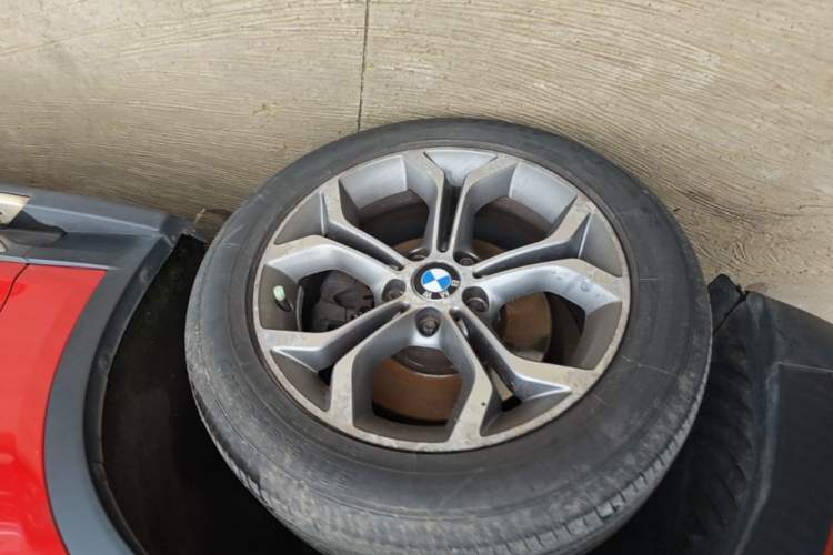 Used BMW X3 2014 xDrive20i X Design Package Left Front Wheel Hub