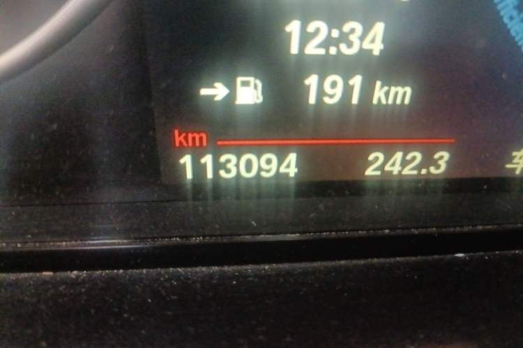 Used BMW X3 2014 xDrive20i Leading Model Odometer Close Up