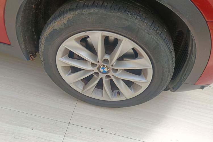 Used BMW X3 2014 xDrive20i X Design Package Right Front Wheel Hub
