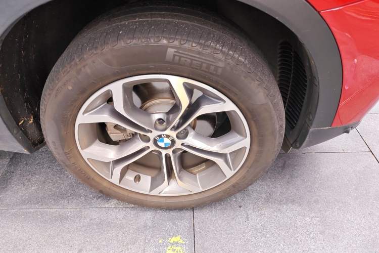 Used BMW X3 2014 xDrive20i X Design Package Right Front Wheel Hub
