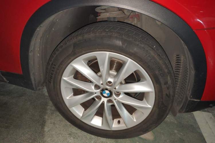 Used BMW X3 2014 xDrive20i X Design Package Right Front Wheel Hub
