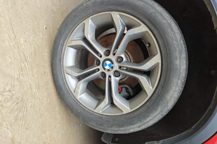 Used BMW X3 2014 xDrive20i X Design Package Right Rear Wheel Hub