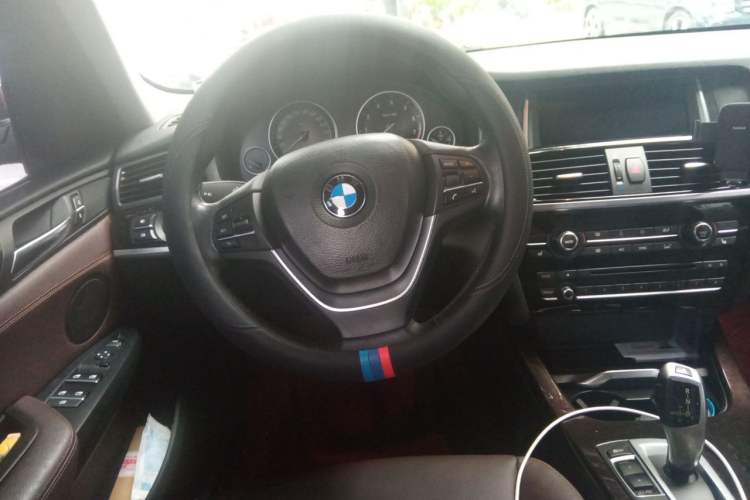 Used BMW X3 2014 xDrive20i X Design Package Steering Wheel