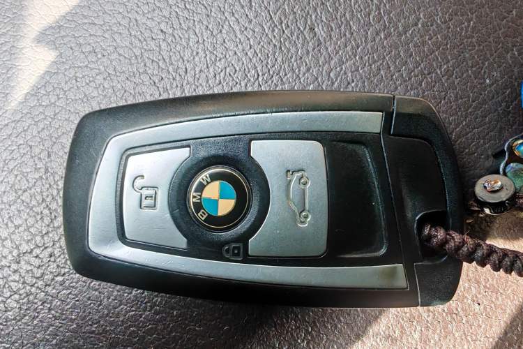 Used BMW X3 2014 xDrive20i X Design Package Vehicle Key