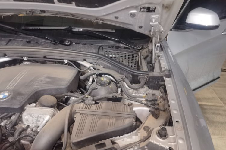 Used BMW X3 2014 xDrive20i Leading Model Engine Bay Left