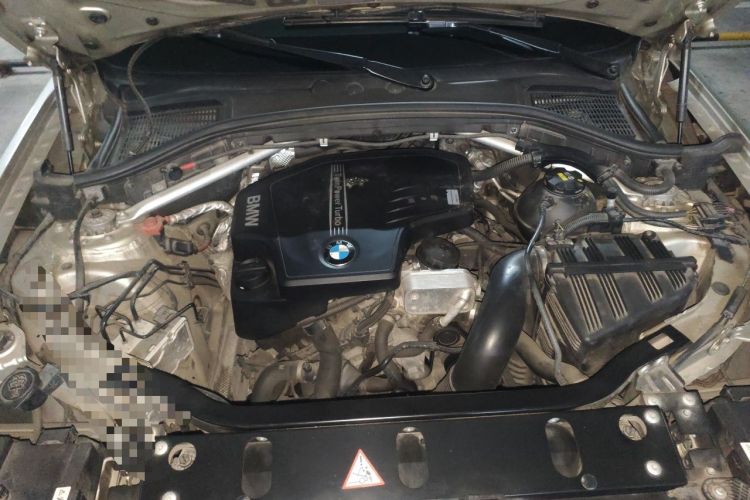 Used BMW X3 2014 xDrive20i X Design Package Engine Bay