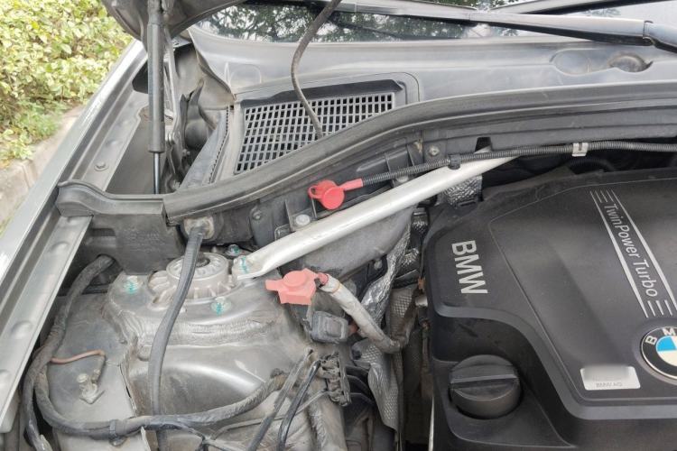 Used BMW X3 2014 xDrive20i X Design Package Engine Bay Right