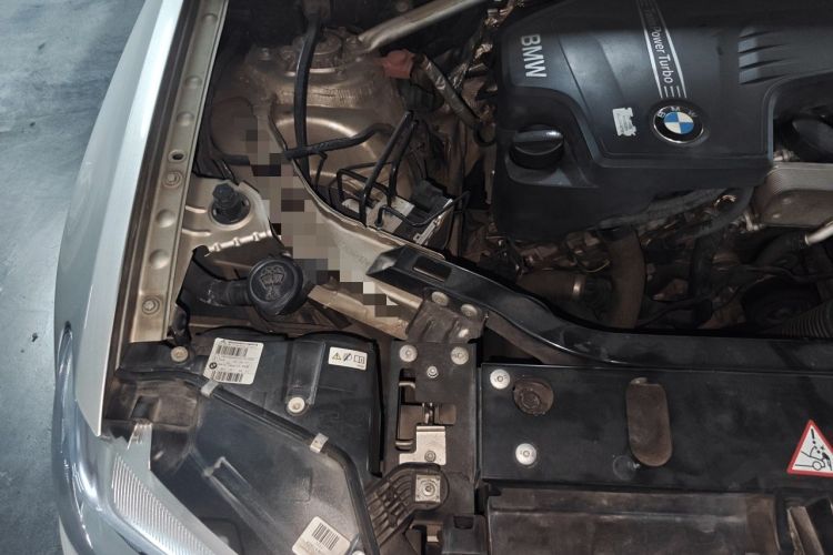 Used BMW X3 2014 xDrive28i X Design Package Engine Bay Right