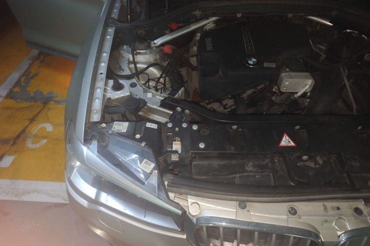 Used BMW X3 2014 xDrive20i X Design Package Engine Bay Right