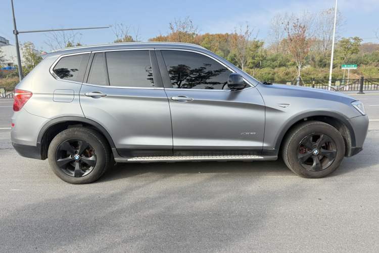 Used BMW X3 2014 xDrive20i Leading Model Exterior 3