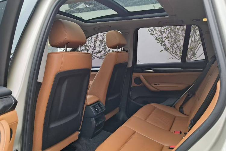Used BMW X3 2014 xDrive20i X Design Package Interior 4