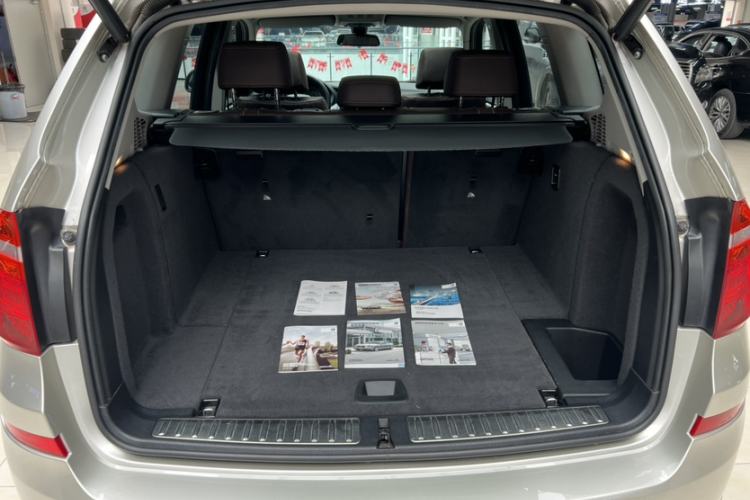 Used BMW X3 2014 xDrive20i X Design Package Interior 4