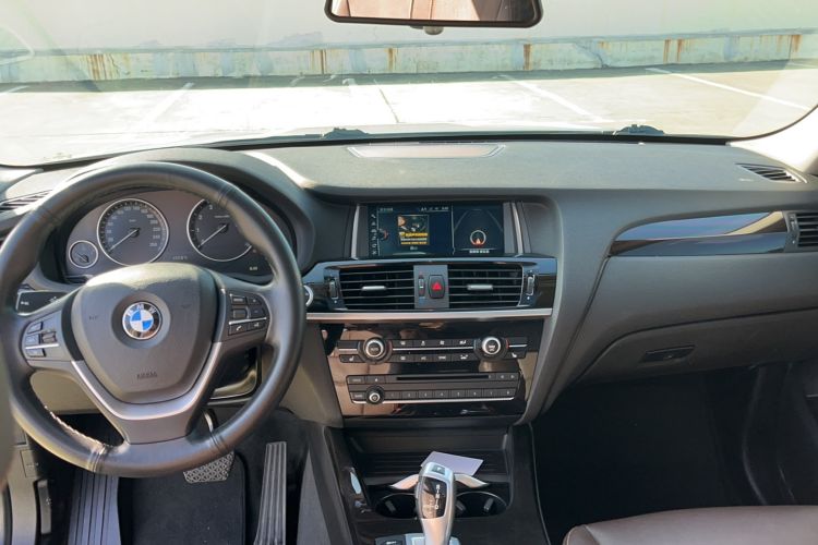 Used BMW X3 2014 xDrive20i X Design Package Interior 4
