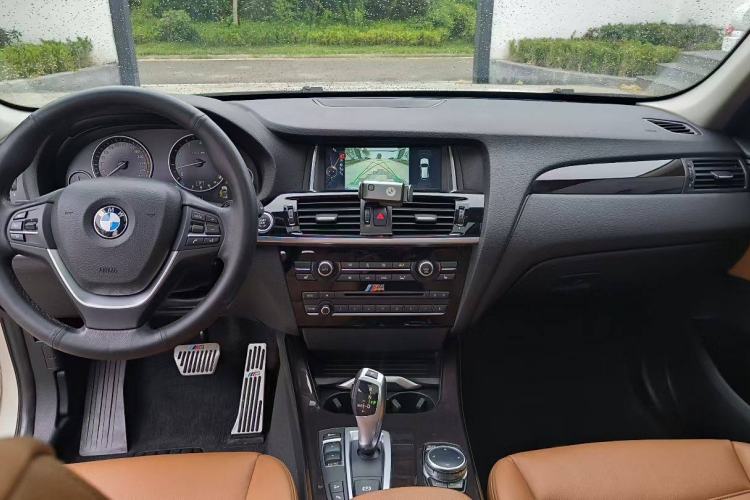 Used BMW X3 2014 xDrive20i X Design Package Interior 6