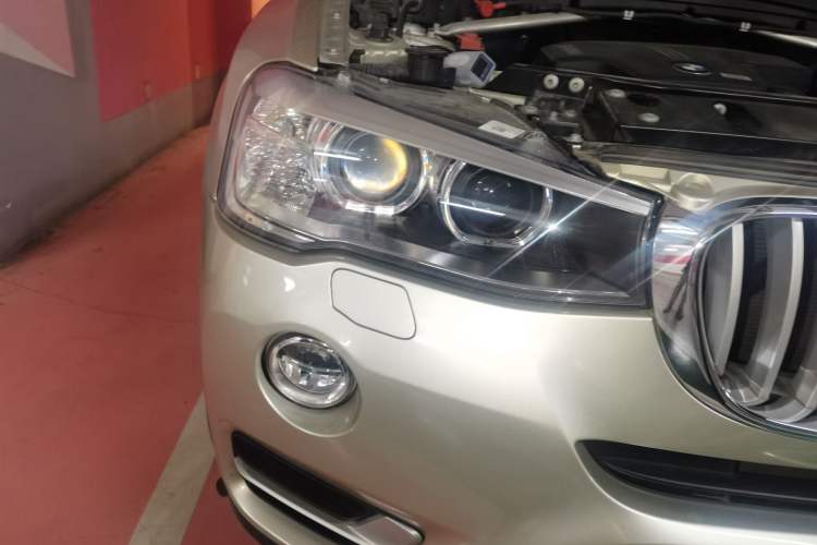 Used BMW X3 2014 xDrive20i X Design Package Right Front Headlight