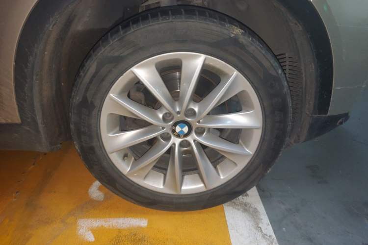 Used BMW X3 2014 xDrive20i X Design Package Right Front Wheel Hub