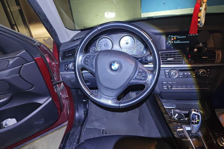 Used BMW X3 2014 xDrive20i X Design Package Steering Wheel