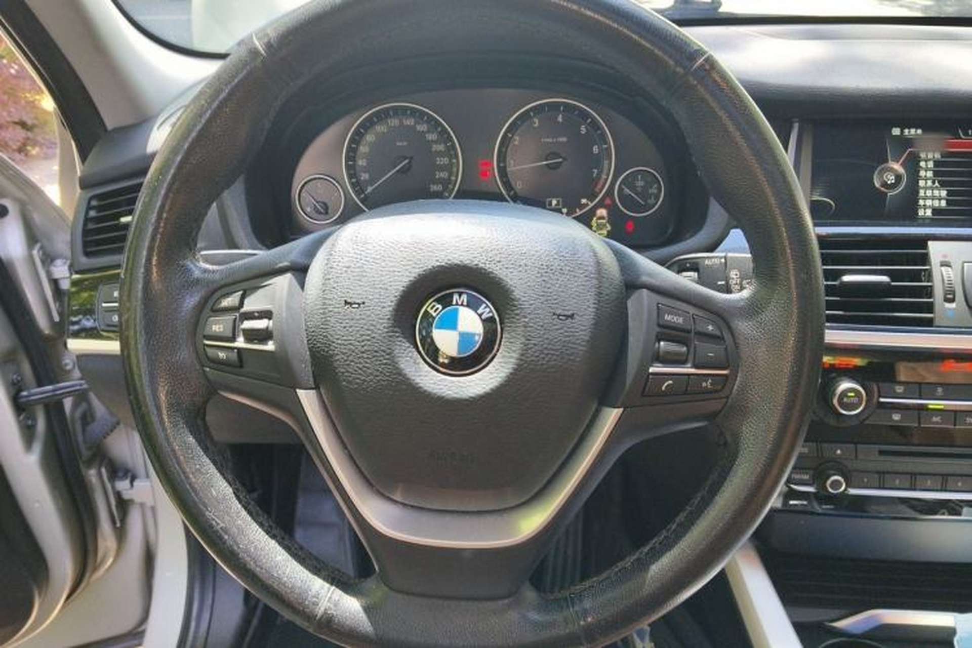 Used BMW X3 2014 xDrive28i Leading Model Steering Wheel