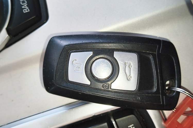 Used BMW X3 2014 xDrive20i Leading Model Vehicle Key
