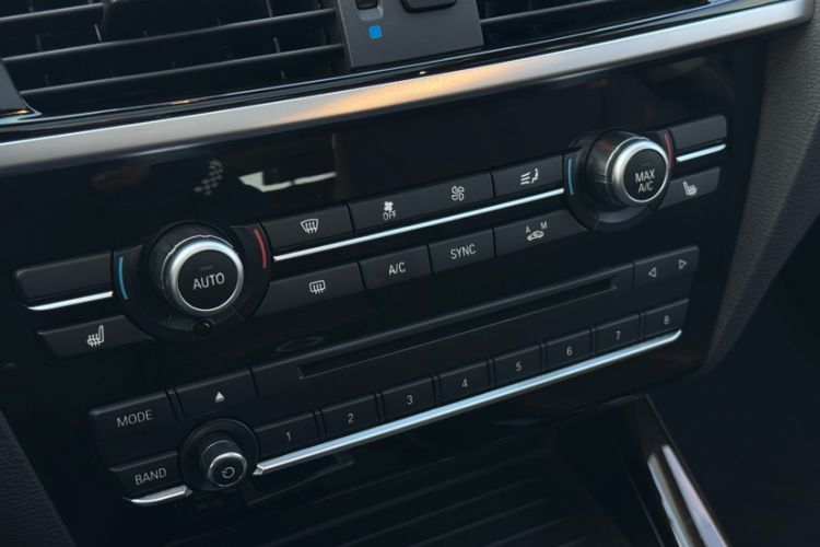 Used BMW X3 2014 xDrive20i X Design Package Audio And AC Panel
