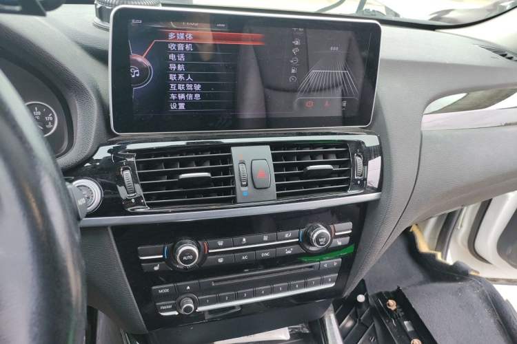 Used BMW X3 2014 xDrive28i X Design Package Audio And AC Panel