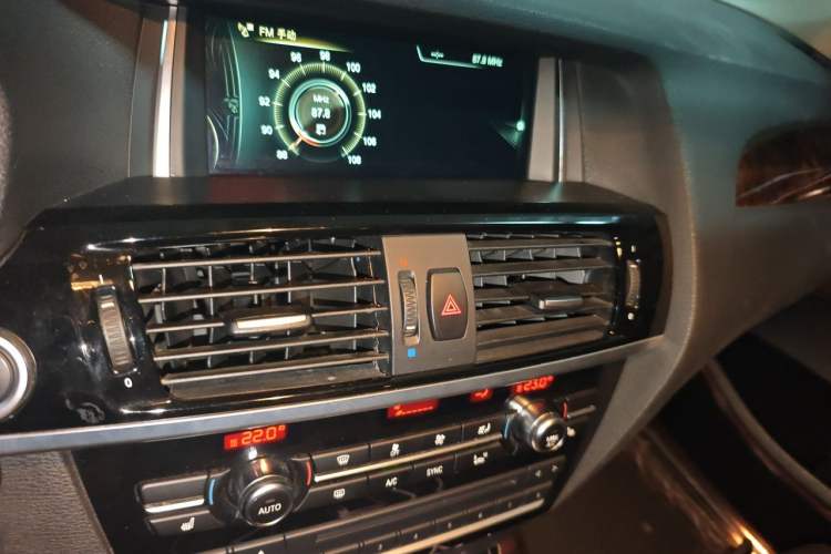 Used BMW X3 2014 xDrive20i X Design Package Audio And AC Panel