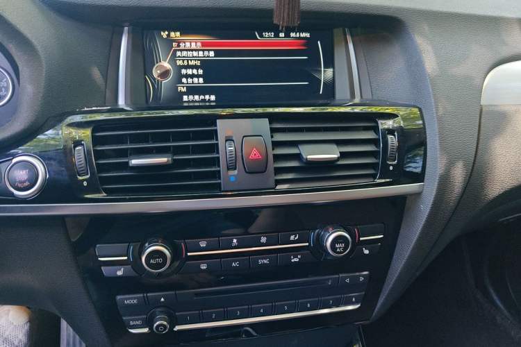 Used BMW X3 2014 xDrive20i X Design Package Audio And AC Panel