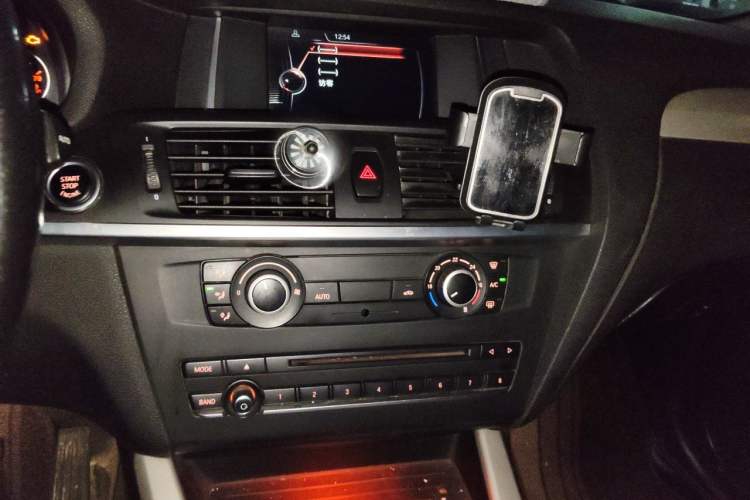 Used BMW X3 2014 xDrive20i Leading Model Audio And AC Panel